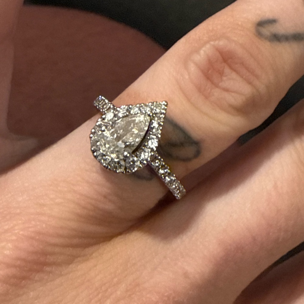 Kay Jewelers Silver and White Teardrop Ring